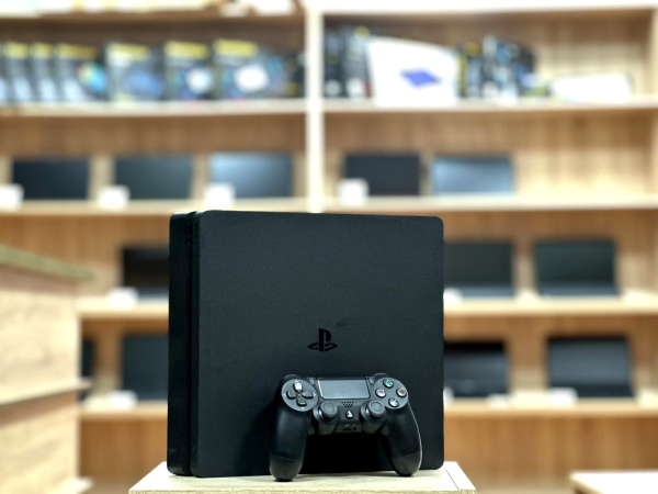 [Б/У] Игровая консоль PlayStation 4 Slim 1Tb (CUH-2108B)