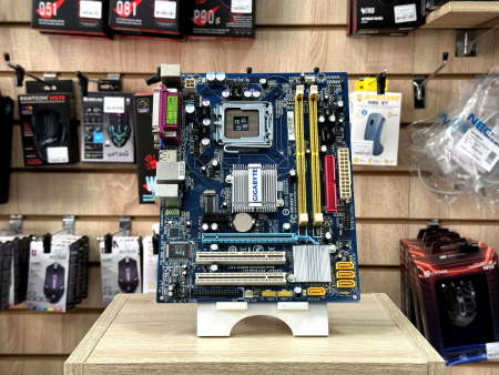 [Б/У] Материнская плата Gigabyte GA-945GCM-S2L | LGA775