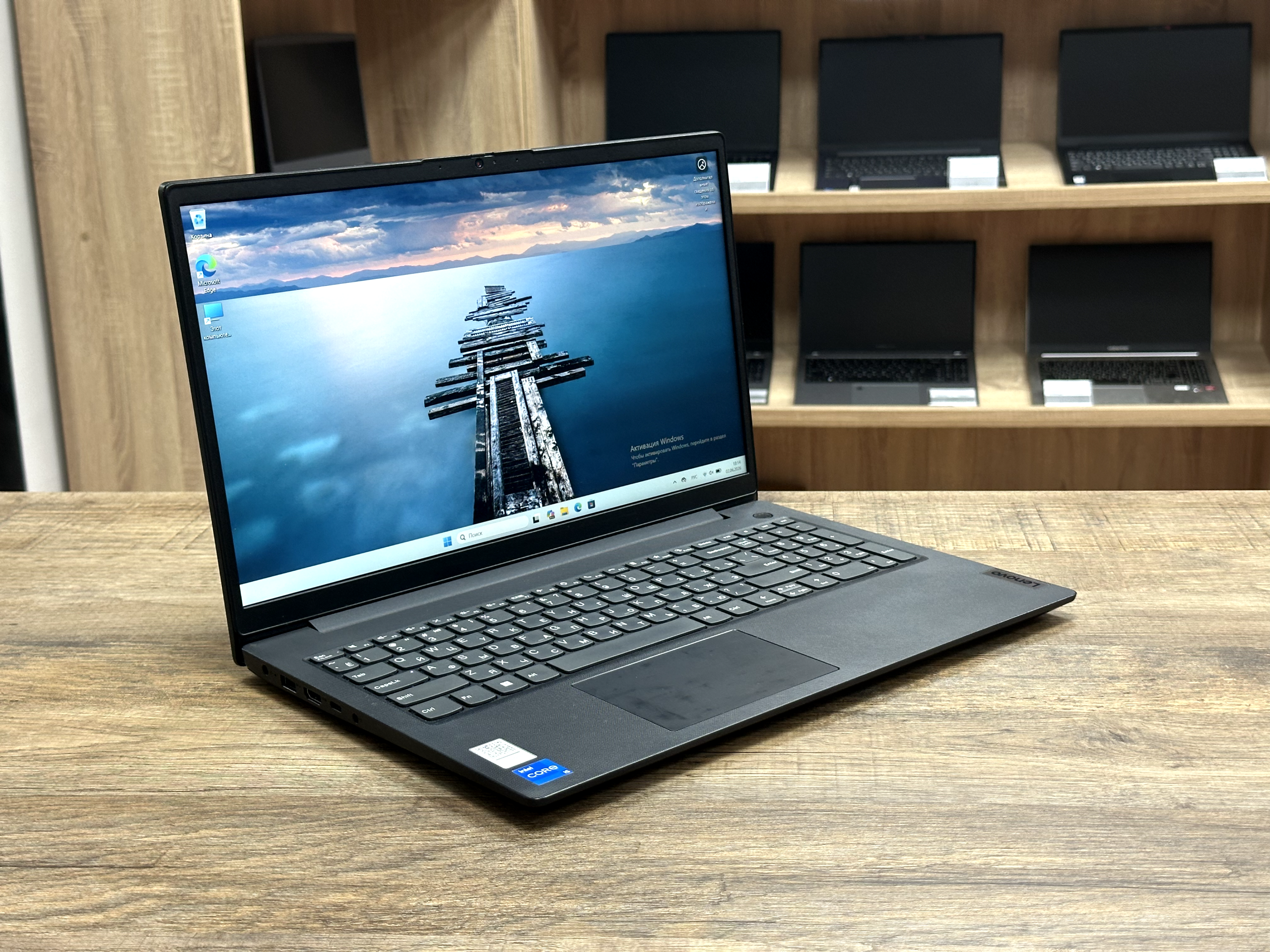 картинка [Б\У] Ноутбук 15.6" Lenovo V15 G3 IAP от магазина Одежда+