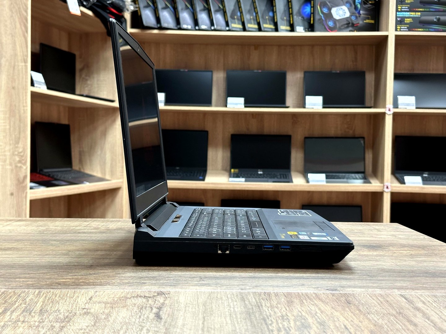 Ноутбук 15,6" Hasee ZX7-SP5D1 [i5-6400 / GTX1060 6GB] — KSKSHOP.RU