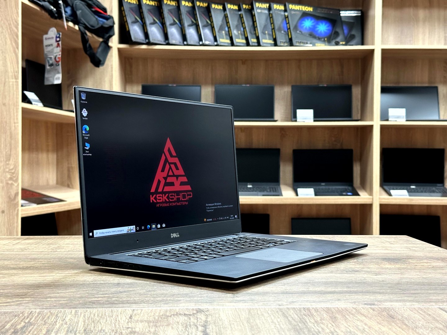 картинка [Б/У] Ноутбук 15,6" DELL XPS 15 9560 от магазина Одежда+
