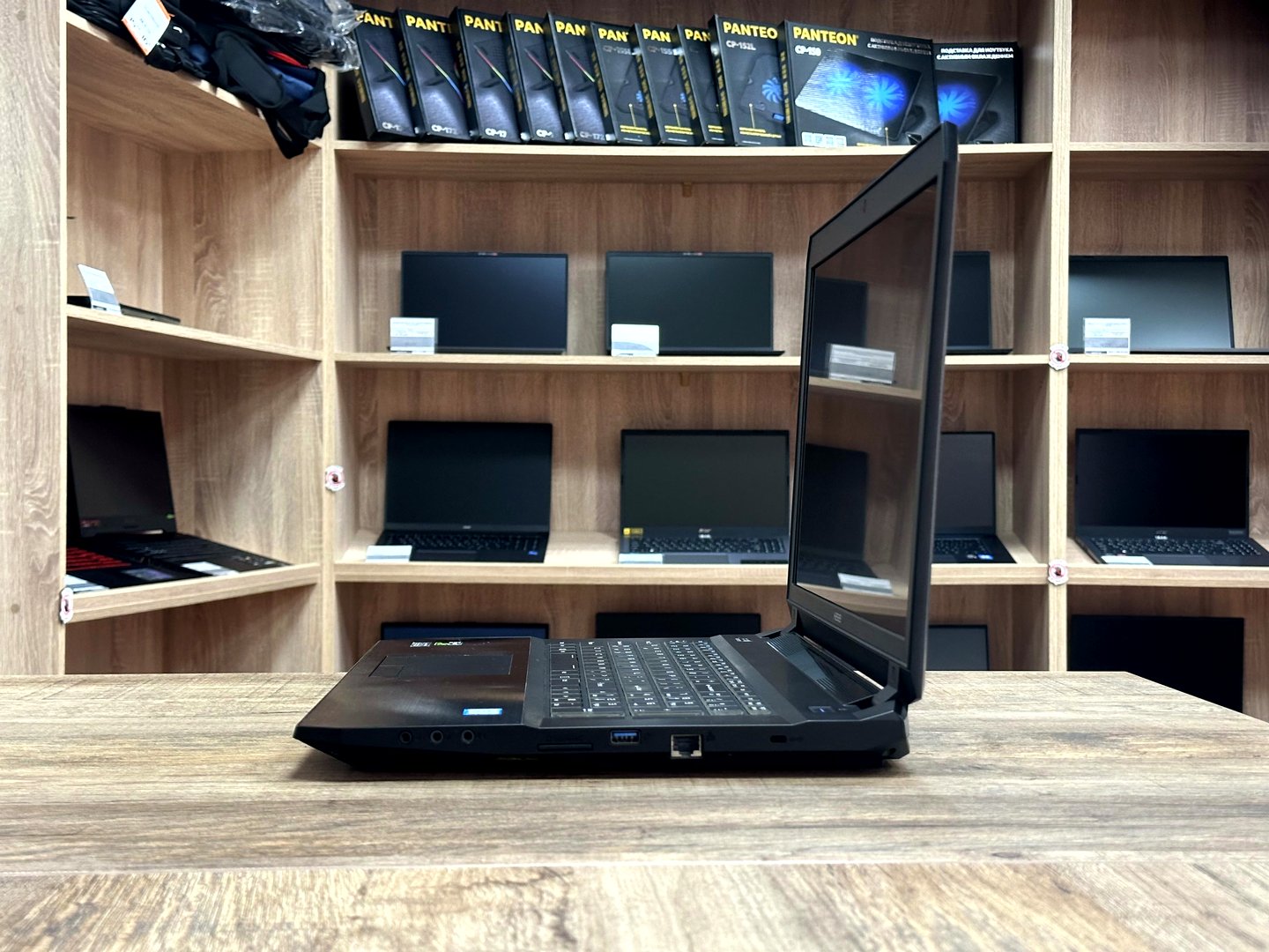 [Б/У] Ноутбук 17,3" Hasee G8-KP7S1 — KSKSHOP.RU