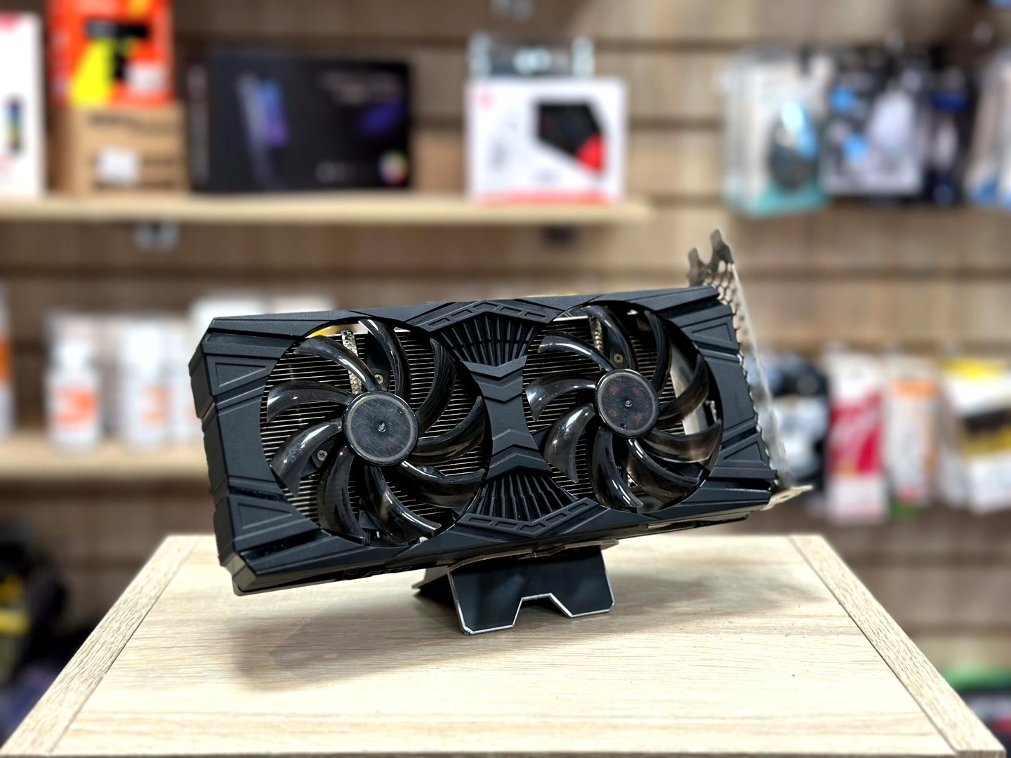 картинка [Б/У] Видеокарта Gainward GeForce GTX 1660 SUPER GHOST 6GB [NE6166S018J9-1160X] от магазина Одежда+