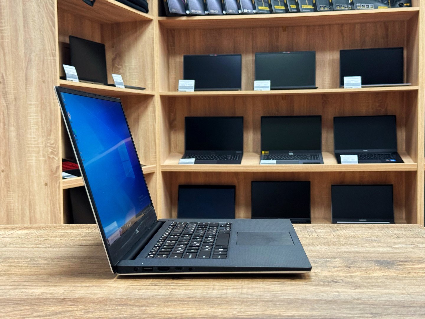 [Б/У] Ноутбук 15,6" Dell Precision 5540 — KSKSHOP.RU