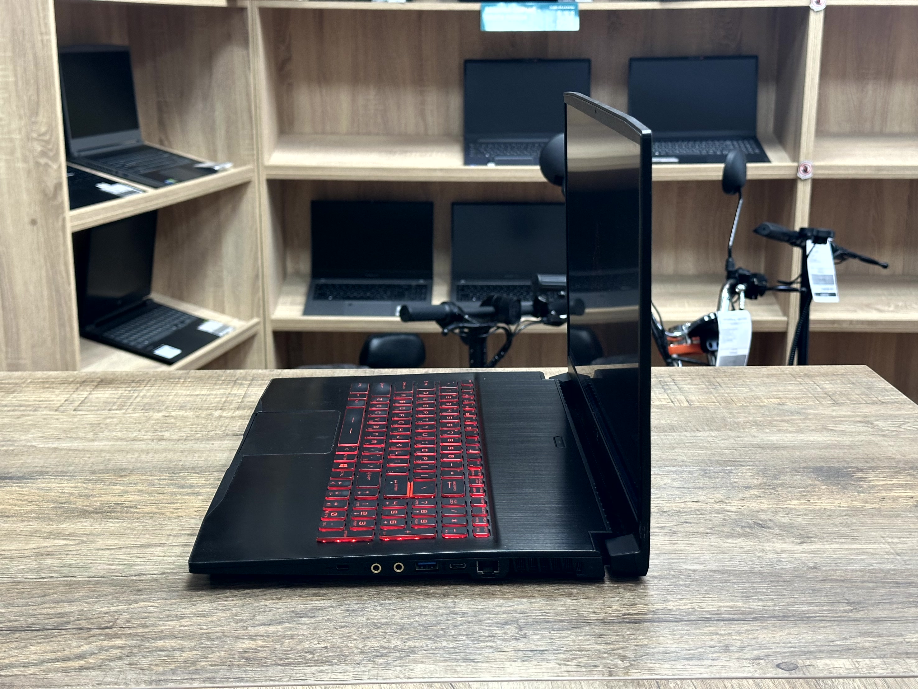[Б/у] Ноутбук MSI MS-17F6  (GF75 Thin 10UC-048XRU-BB51050H8GXXDXX) — KSKSHOP.RU