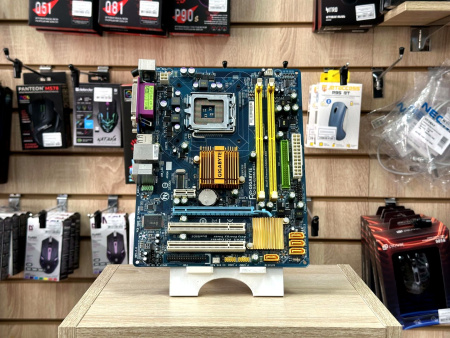 [Б/У] Материнская плата Gigabyte GA-G31M-ES2L | LGA775
