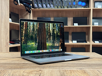 [Б/У] Ноутбук 15,4" Apple MacBook Pro 2019